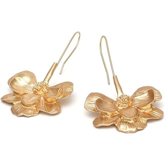 Elegant Flower Floral Stud Earrings – Lightweight, Dangle Petal Design - Picture 6 of 6